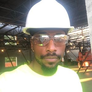 Meet your Posher, Clarence